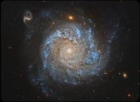 کهکشان مارپیچی NGC 1309 و دوستانش