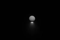 عجایب قمر انسلادوس از فاصله دور