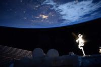 زمین در شب از فضا