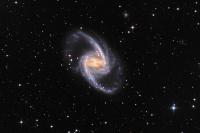 جهان جزیره ای با شکوه NGC 1365